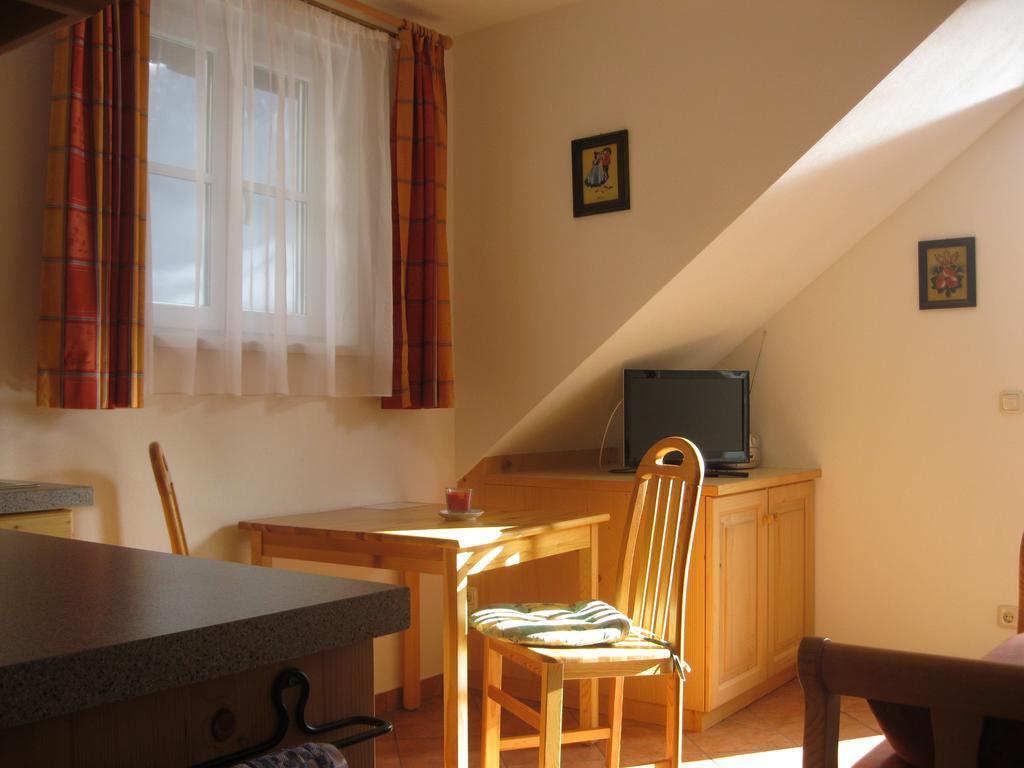 Pension Sarstein Гальштат Номер фото